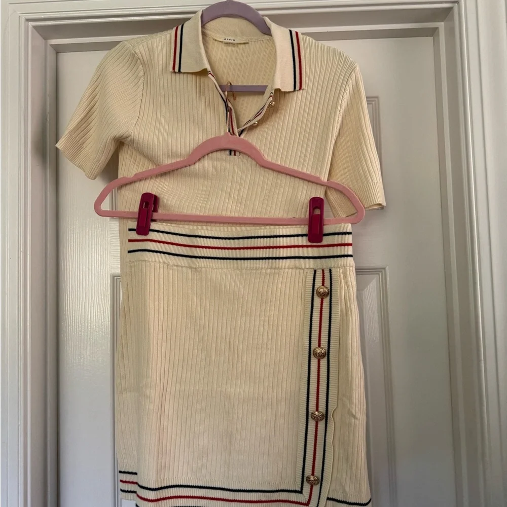 Knit Collar Two Piece Short Sleeve Top and Mini Skirt Matching Set - Picture 3 of 15